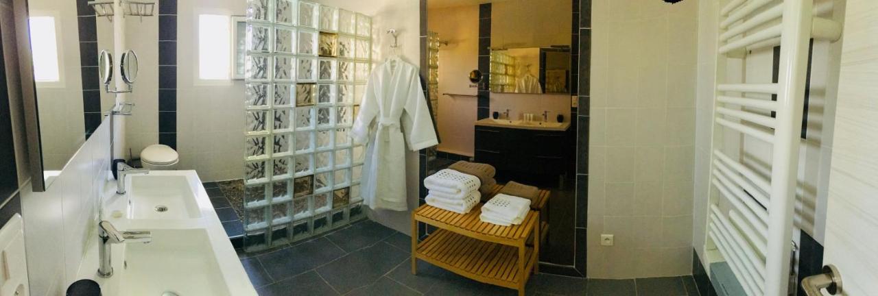La Villa Mediterranee Wellness Spa Piscine Saint-Drezery Exteriör bild