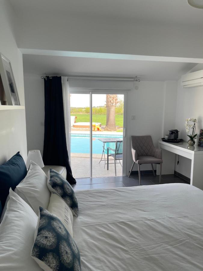 La Villa Mediterranee Wellness Spa Piscine Saint-Drezery Exteriör bild